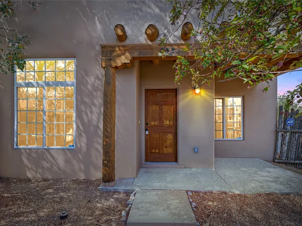 4258 Dancing Ground Rd, Santa Fe, NM 87507