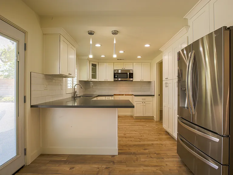W Huff St — Photo 10