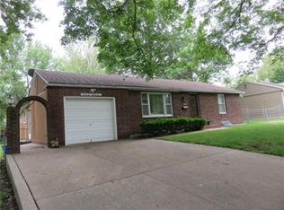 4625 W 61st Ter, Fairway, KS 66205