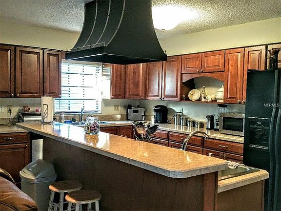 3rd image of 9734 Misha Ln