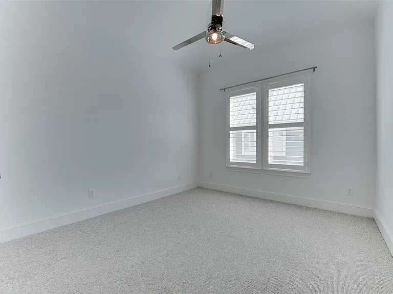 8736 Oak Kolbe Ln — Photo 35
