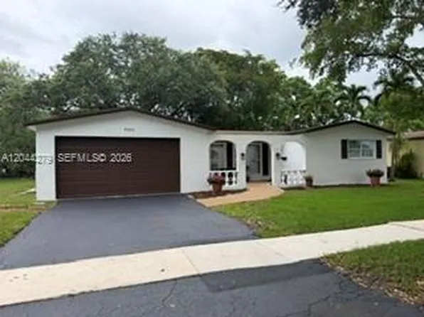 9301 SW 54th St, Cooper City, FL 33328