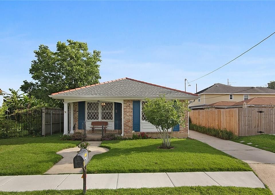 1st image of 315 34th St