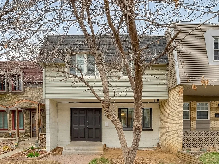 11646 Lincoln St — Photo 58