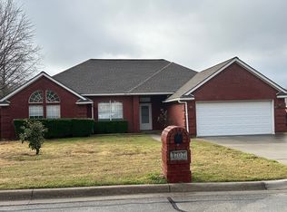1707 Oakmeadow Dr, Decatur, TX 76234