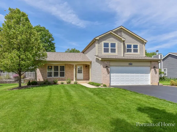 362 Timber Oaks Dr, North Aurora, IL 60542