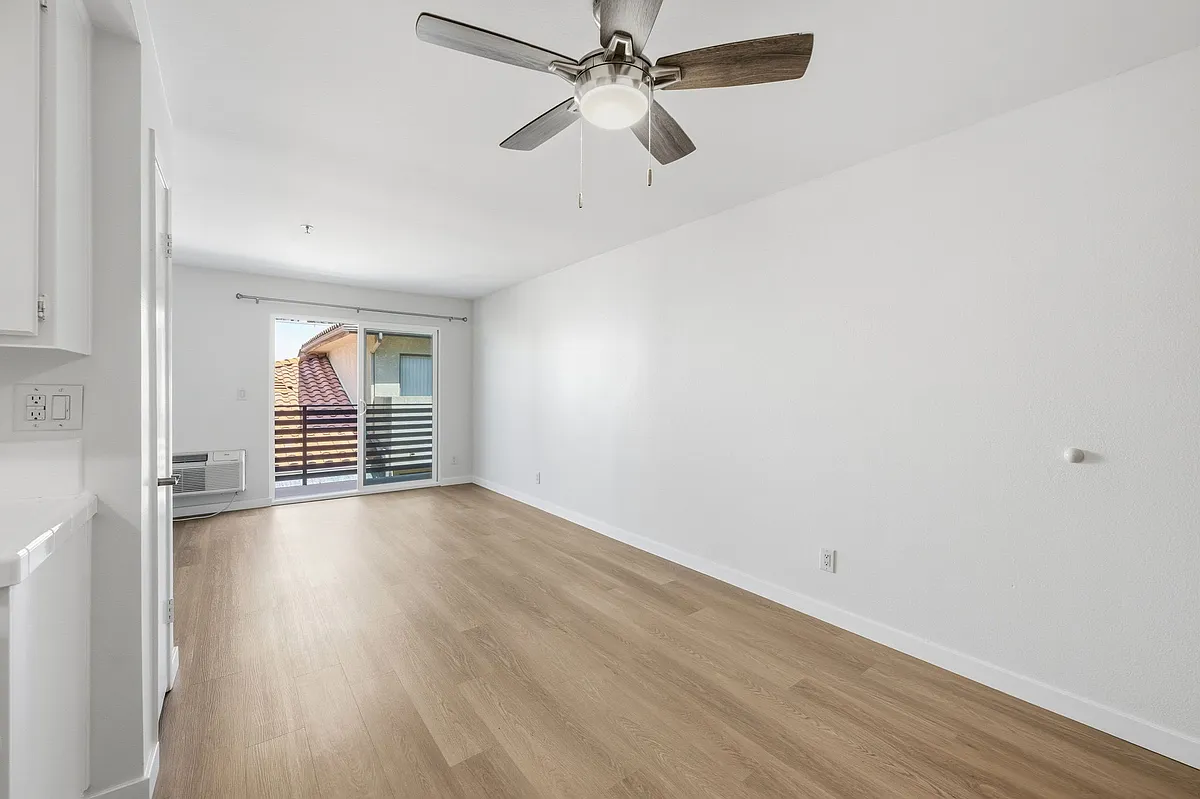 Building Photo - Westgate Apartments