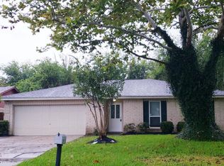 2011 Meadow Lark Ln, La Porte, TX 77571