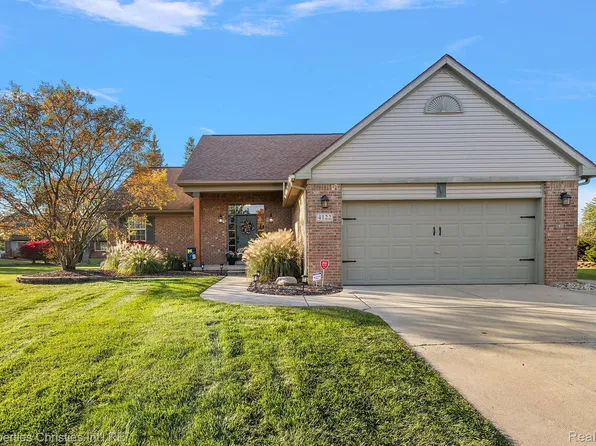 4122 Kristine Ct, Canton, MI 48188
