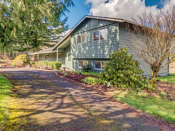 3rd image of 19404 NE 144th St