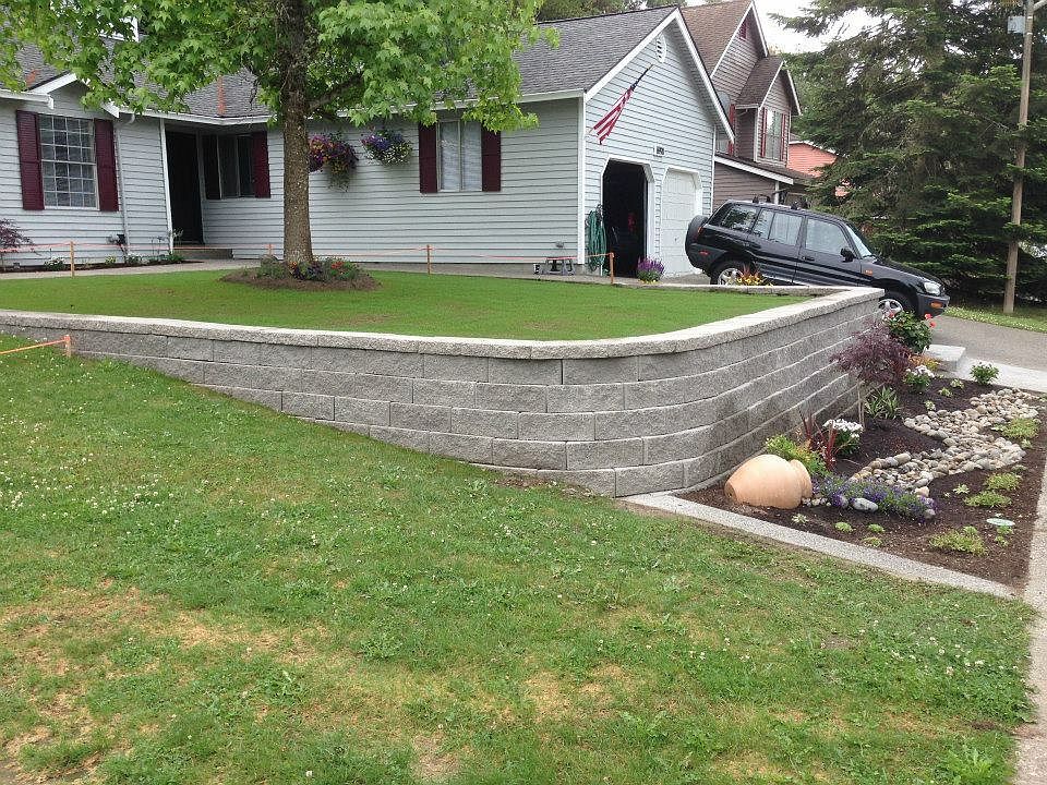 1st image of 6990 Tate Pl NE