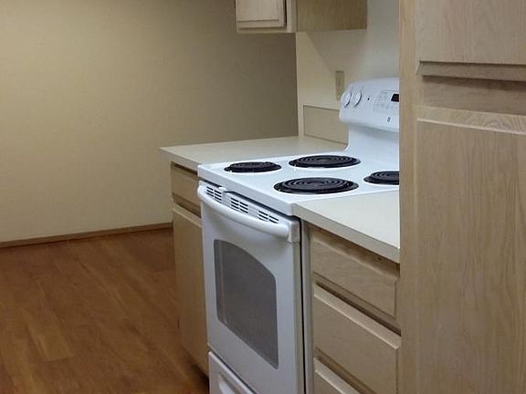 2nd image of 1810 N 107th St APT 103E
