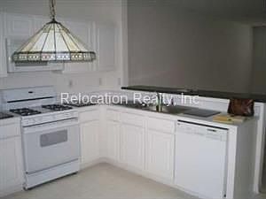 2nd image of 213 Buckland Dr #213