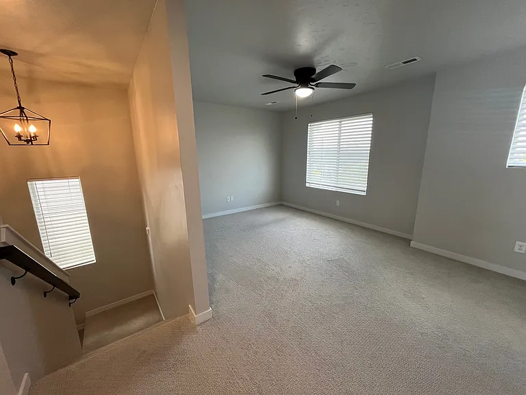 1209 W Davenport St — Photo 14