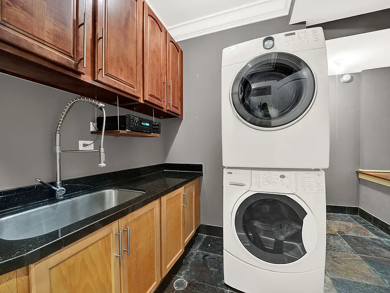 2239 W Washington Blvd #1 — Photo 23