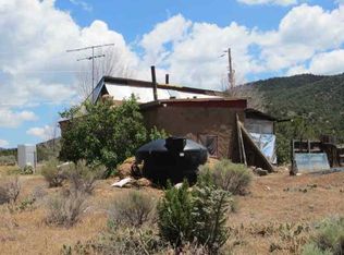 65 Maestas Rd, Ranchos De Taos, NM 87557