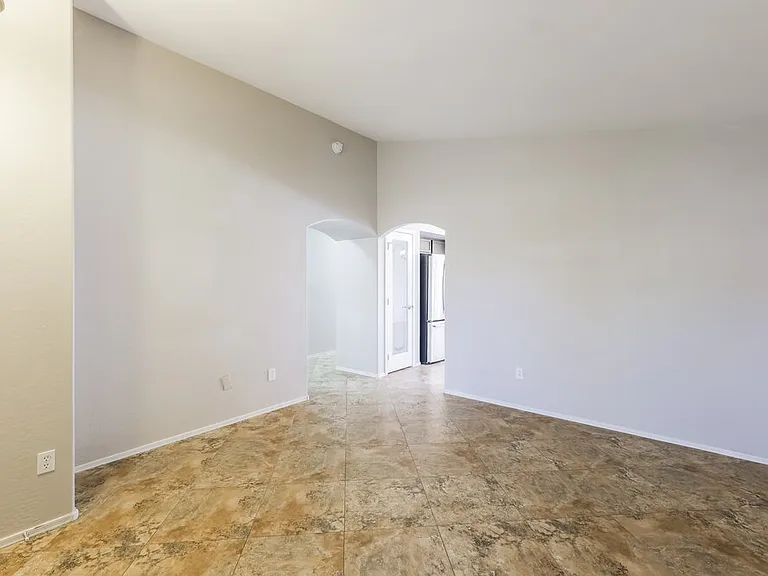 31318 N Shale Dr — Photo 5