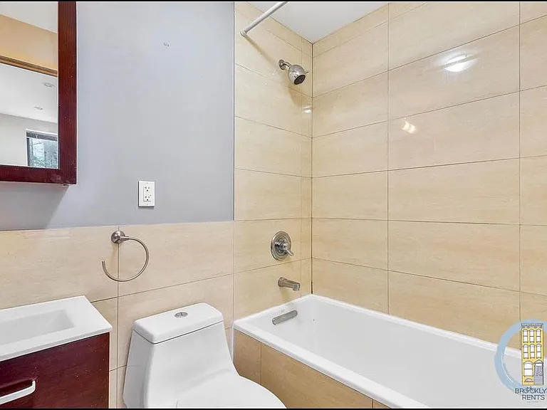 212 Hancock St #6 — Photo 7