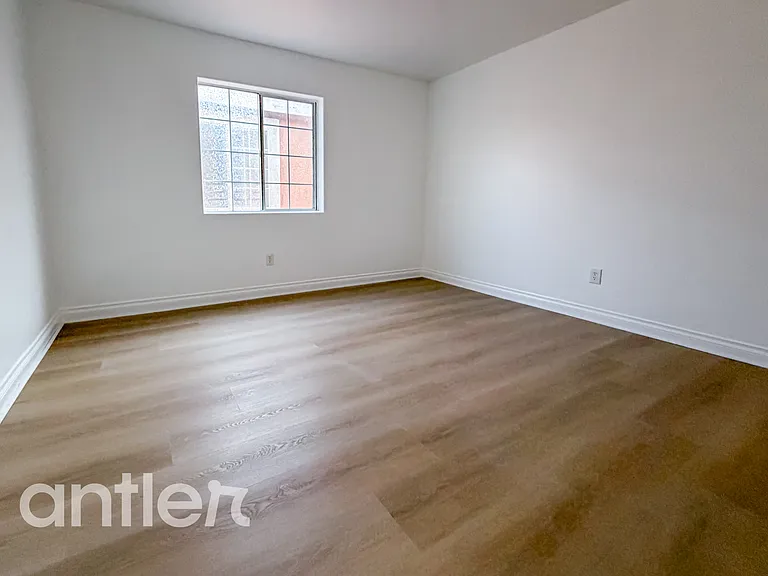 7680 S Main St #M1 — Photo 8