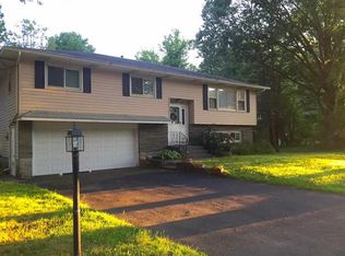 3078 E Old State Rd, Schenectady, NY 12303