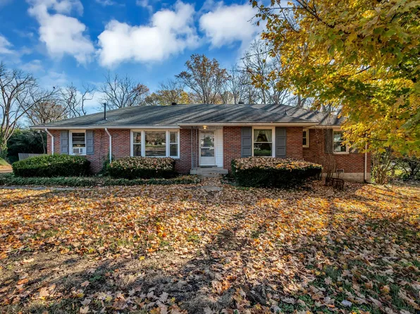 5216 Trousdale Dr, Nashville, TN 37220