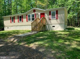 7422 Macedonia Rd, Woodford, VA 22580