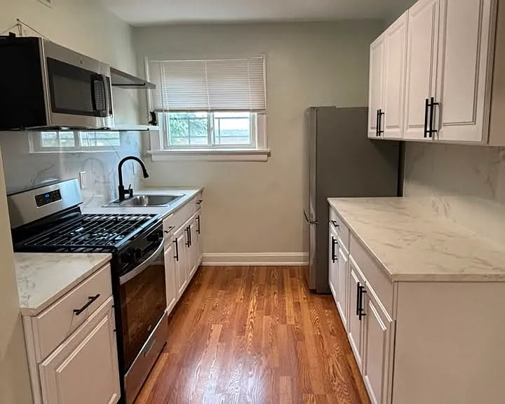 5132 Montgomery Rd — Photo 8