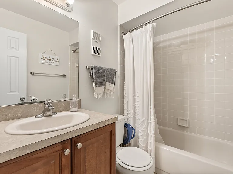 12250 Huntsman Ln — Photo 17