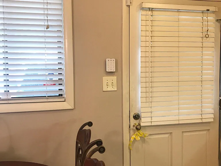 697 Serramonte Dr — Photo 28