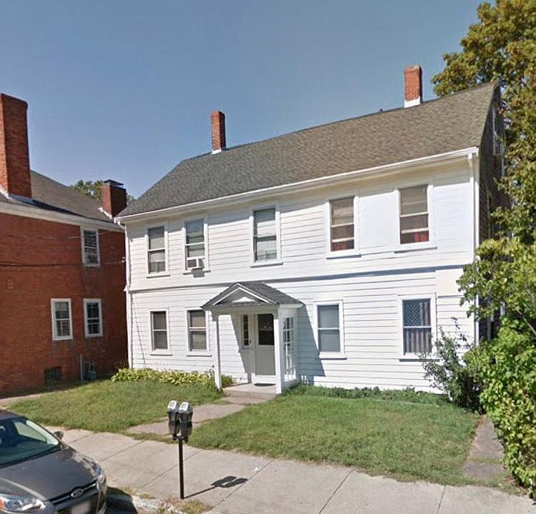 1st image of 32 Middle St APT 1
