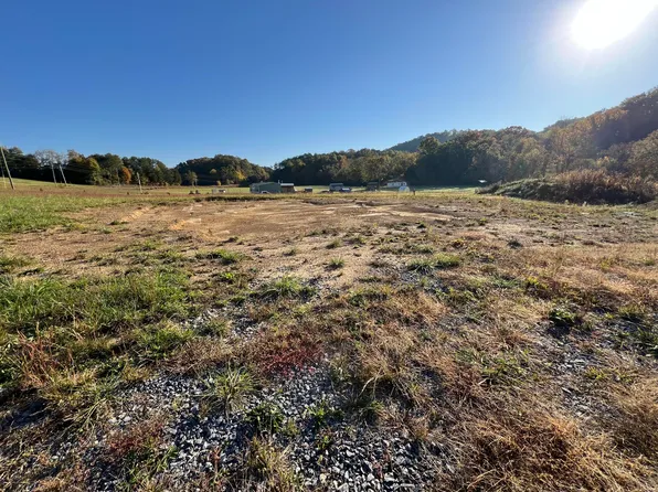 1106 Fowler Grove Rd, Newport, TN 37821