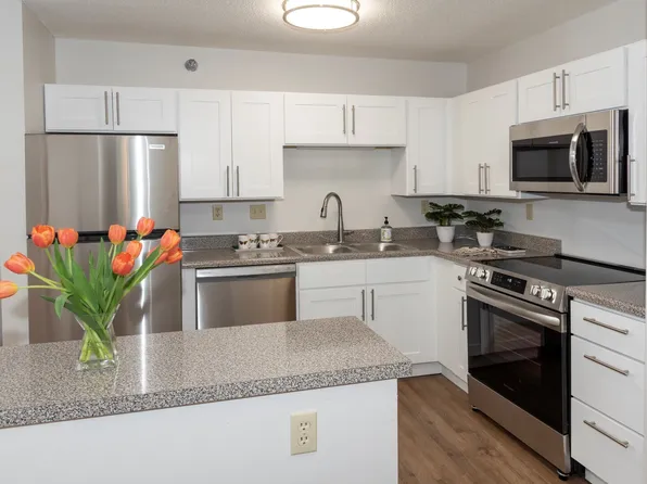 BRIARCLIFF APARTMENTS