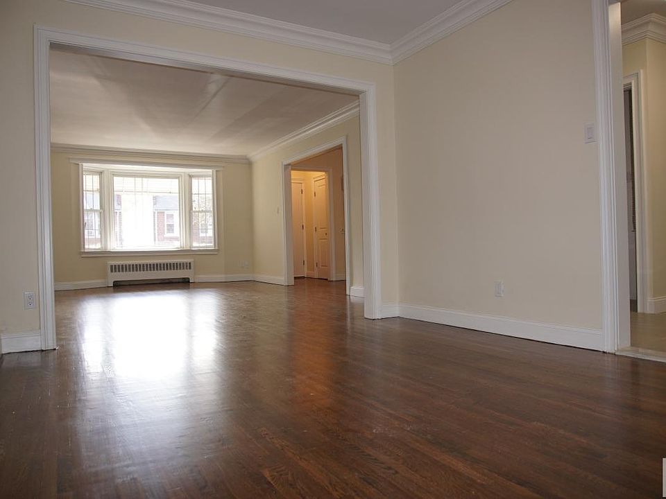 1st image of 8734 26th Ave #2