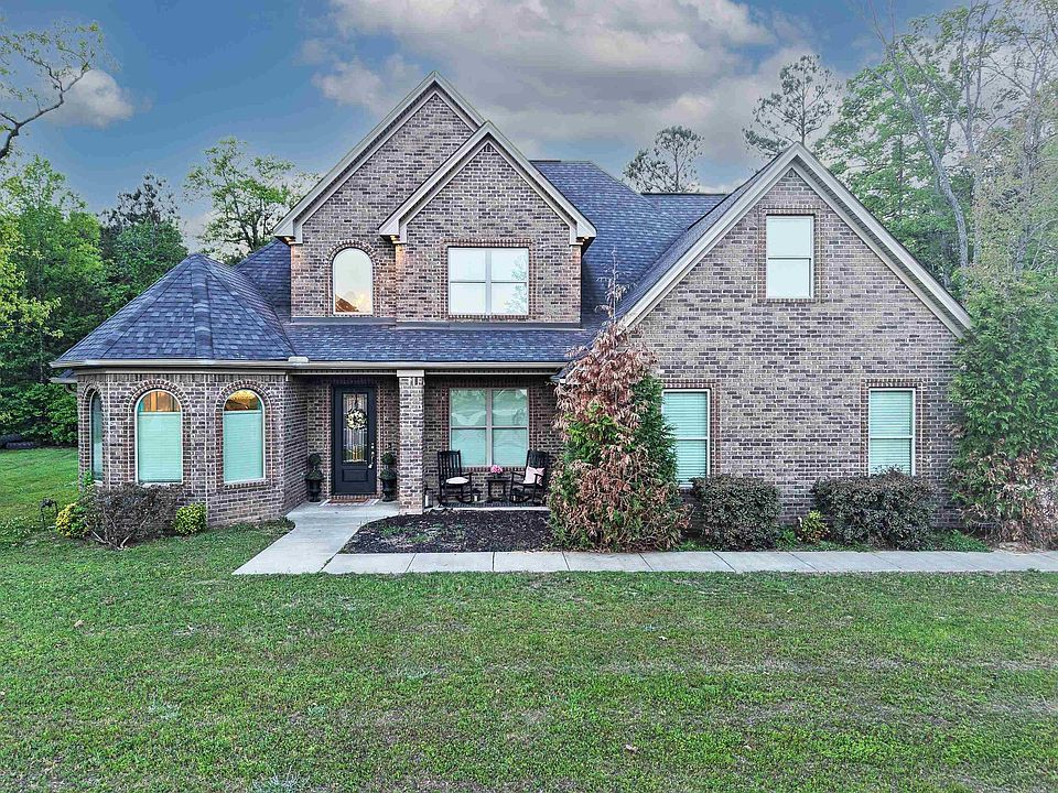 1st image of 116 Carriage Ct