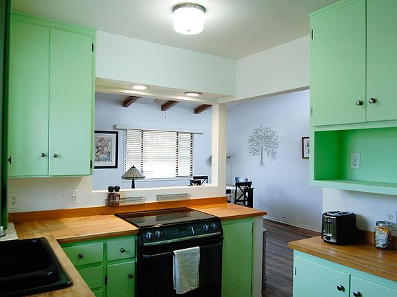 3rd image of 378 Nautilus St #378