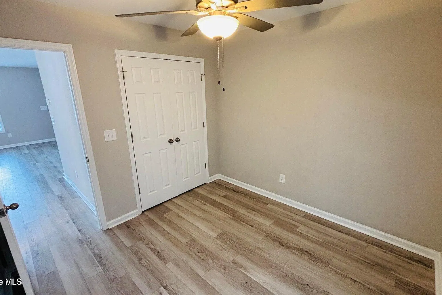 3 bed, 2.5 bath, 1338 sqft, $1,650 — Photo 4