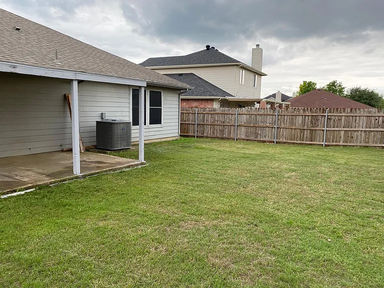 5622 Hunters Bend Ln — Photo 26