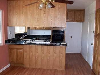 3rd image of 7546 Honey Ct