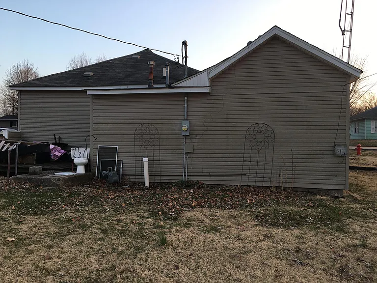 902 W Pine St #1 — Photo 4