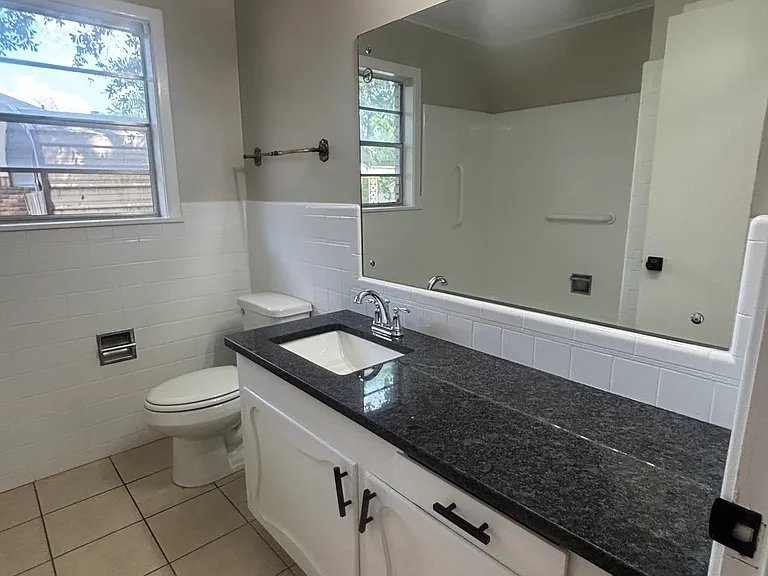 1314 E 31st St — Photo 7