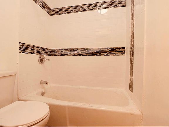3rd image of 1364 Bronx River Ave APT 4A