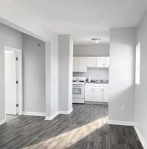 724 Delaware St #2 — Photo 1
