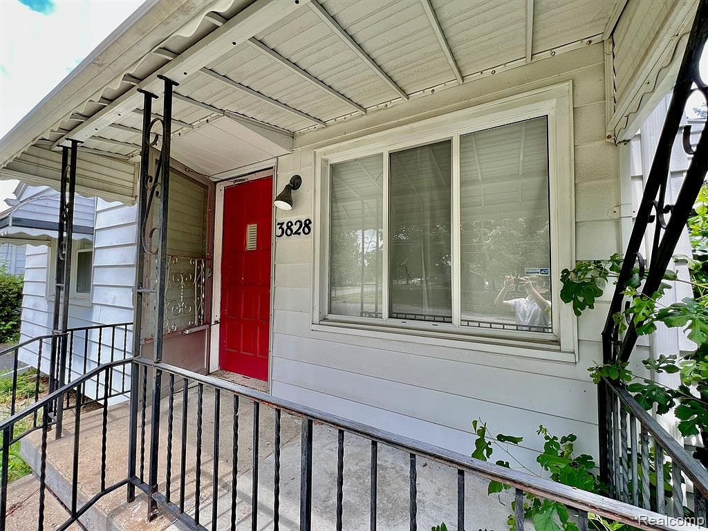 3828 Mann Hall Ave, Flint, MI 48532 Zillow