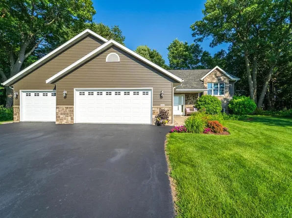 2581 MOONDANCE DRIVE, Kronenwetter, WI 54455