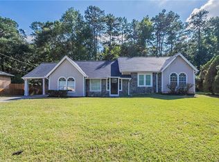 2176 Leslie Brook Dr, Decatur, GA 30035