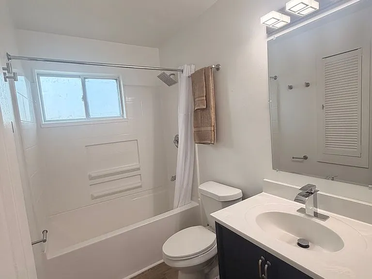 4020 Conway Ave — Photo 6