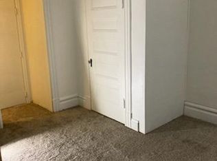 328 N Craig St #2B, Pittsburgh, PA 15213