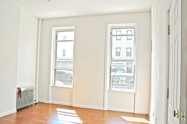 Rented by In Haus LLC | media 16