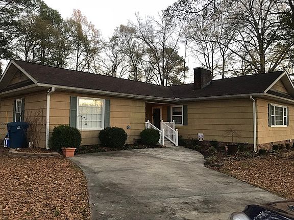 2nd image of 102 Hillcrest Dr