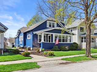 154 S James St, Waukesha, WI 53186